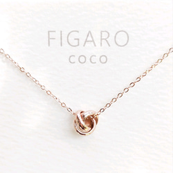 【FIGARO coco】つけっぱなしOK♡プチトリニティ(ピンクゴールド)ネックレス/サージカルステンレス/316L 1枚目の画像