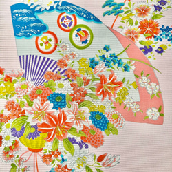 夏着物のファブリックパネル　アンティーク　扇にとりどりの花々(3枚セット)サスティナブル  着物リメイク　縁起物　正月 4枚目の画像