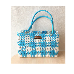 白✖️水色のハンドバッグ　handbag light blue 2枚目の画像