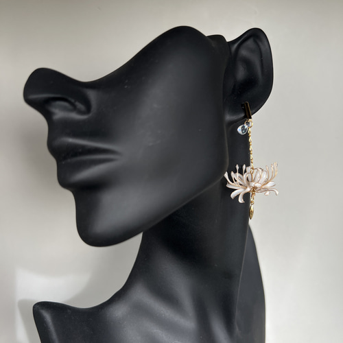 朝顔 ピアス(各種金具変更有) ディップアート アメリカンフラワー お花 シンプル おしゃれ お呼ばれ 推し活 ピアス（フック・チェーン） Cuore  通販｜Creema(クリーマ) 13222357