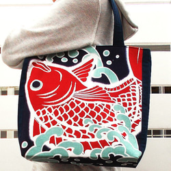 めで鯛 大漁旗デザインの和柄トートバッグ｜A4対応 縁起物 布バッグ