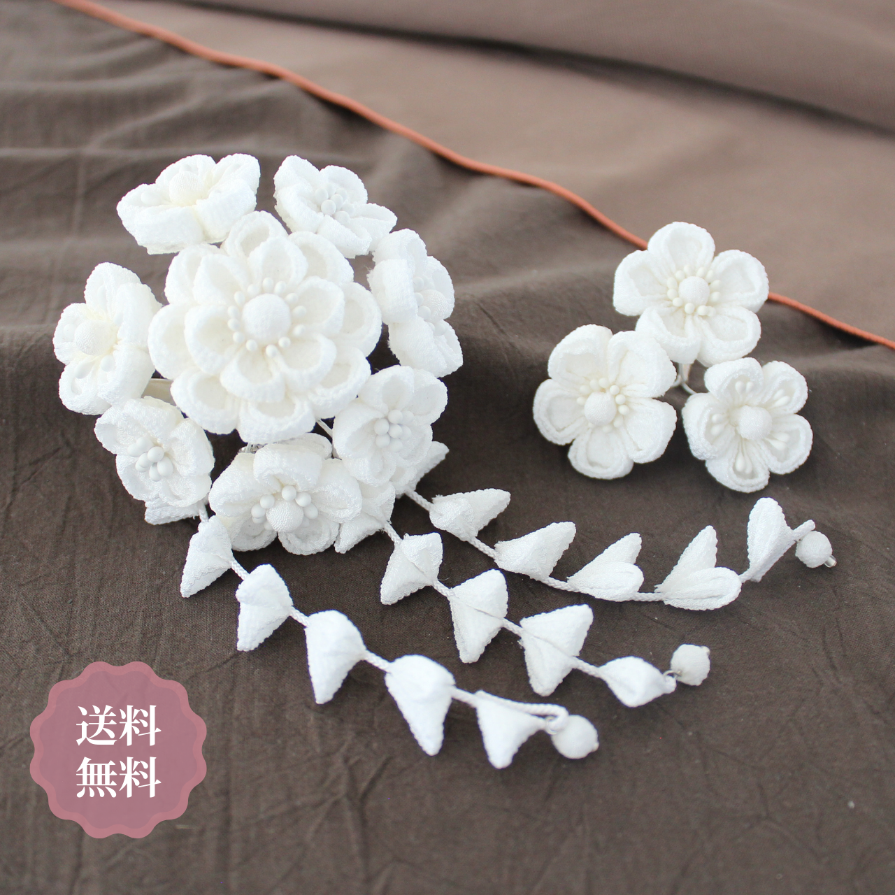 【FC-2303】 髪飾り 成人式 和装 着物 つまみ細工 ハンドメイド 白 卒業式 袴 七五三 浴衣 花嫁