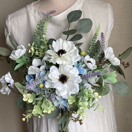 ホワイトアネモネウェディングブーケ&ブートニア ブーケ