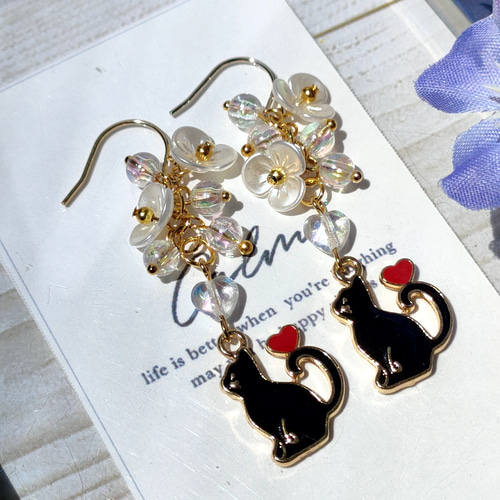 黒猫 の ピアス /イヤリング 黒ネコ ピアス（フック・チェーン