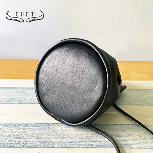 レザー巾着バッグ・ブラック 巾着バッグ Chet-Leather 通販