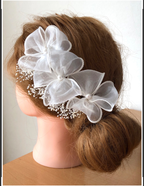 ウエディング　ブライダル　結婚式　ヘッドドレス　ヘアアクセサリー　髪飾り　花　ブライダルアクセサリー 2枚目の画像