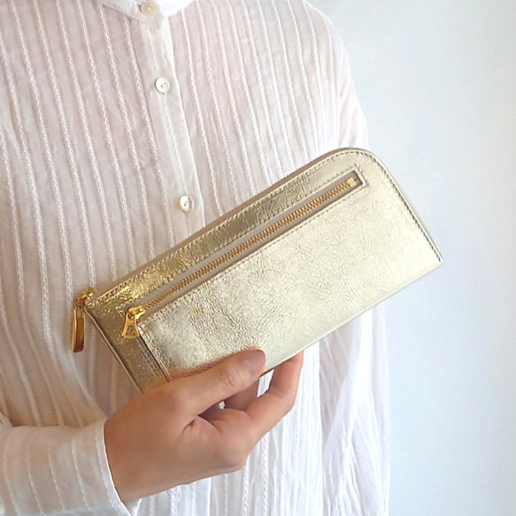 スリムで軽く大容量な長財布（シャンパンゴールド）14枚カードポケット◇牛革 自然なシュリンク◇レザー レディース 皮 3枚目の画像