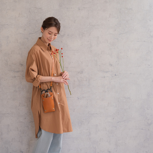 フローリストケース　青緑・オレンジ　剪定ハサミ入れ　道具入れ バッグ・カバン その他バッグ 皮、革、レザー HO1224453274(9295円)