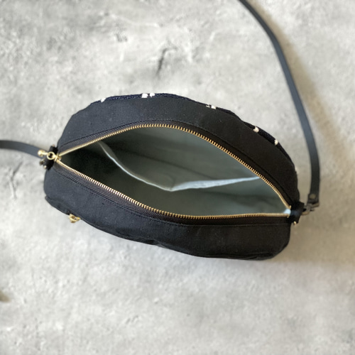 ⚮̈ミナペルホネン circle navy まるっこポシェット ⚮̈ミナペルホネン