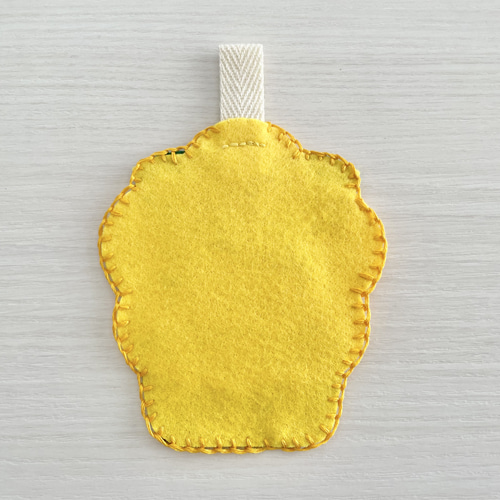 専用【4点セット売り】お当番バッジ 腕ゴムバンド フェルト の 刺繍