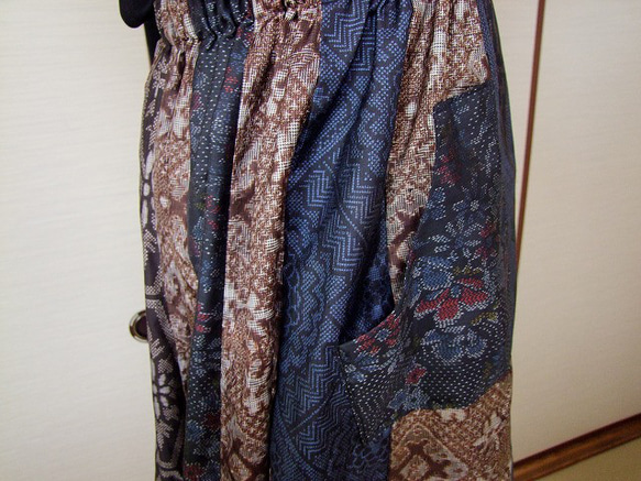 ◆着物リメイク　大島紬16枚ハギ・ロングスカート◆ 7枚目の画像
