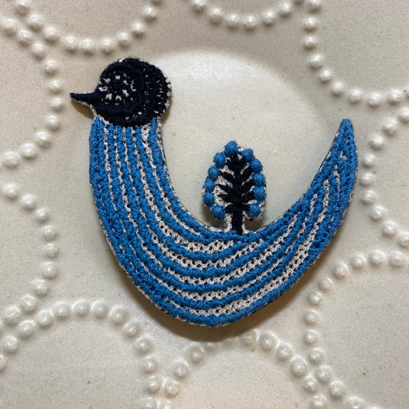 minä perhonen toriブローチ