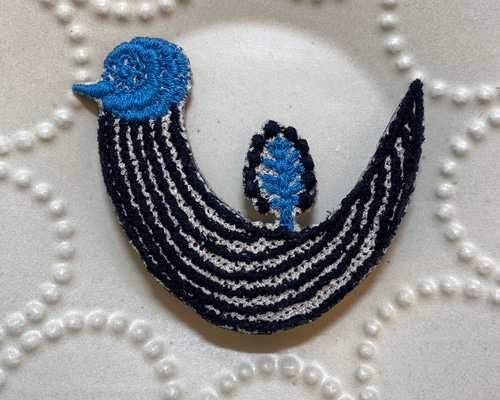 ミナペルホネン ブローチ 3点セット 鳥 刺繍 ミナペルホネン ハンドメイド 鳥さんブローチ⑮ - メルカリ
