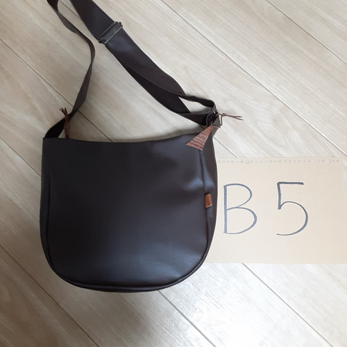 FILSON 258 ダークネイビー ショルダーバッグ FILSON 258 ダークネイビー ショルダーバッグ