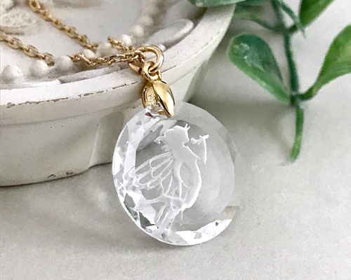 新品未使用　ガラス　真鍮　ネックレス 6a4eb174f5f2b1ef3d63f7c8e05629