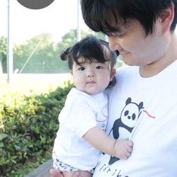 親子ペア Ｔシャツ 名入れ 名前入り パンダ親子 糸電話 パパ ママ お揃い 親子コーデ 2枚目の画像