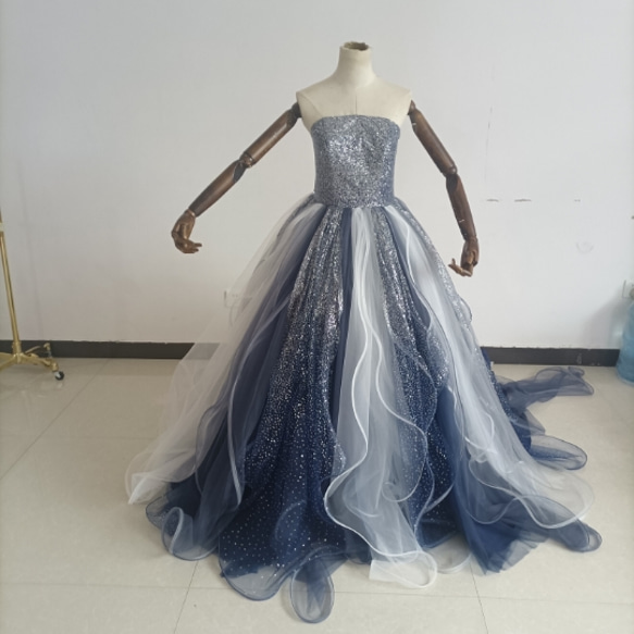 爽やかで優しいブルー キラキラチュール カラードレス 可愛い 編み上げ プリンセスドレス オーバードレス 1枚目の画像