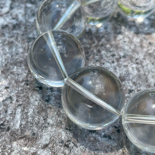 ☆エネルギーを豊かにしてくれる本水晶クリスタルブレスレット