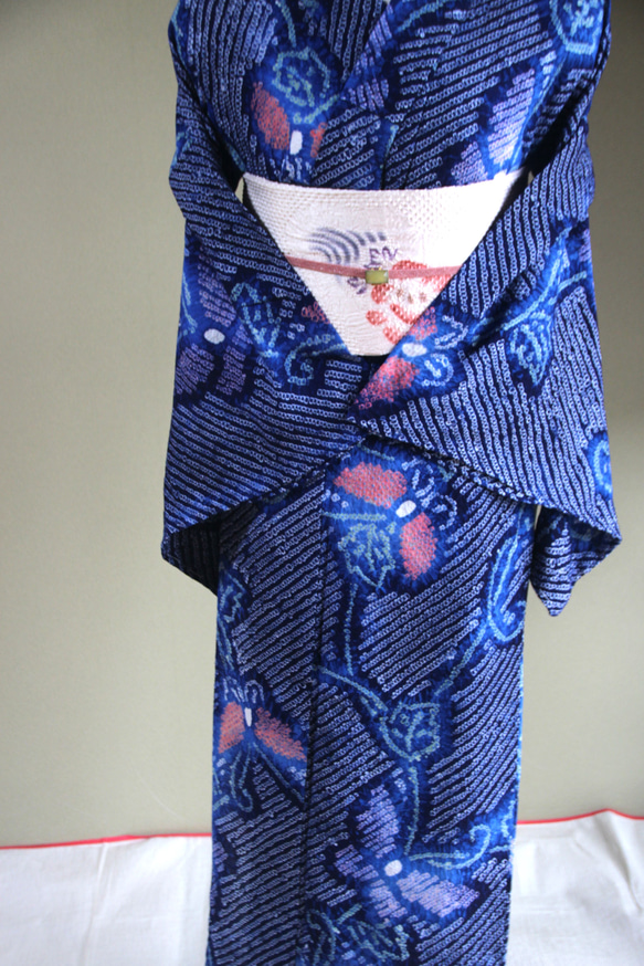 ◇現代 有松鳴海絞　浴衣◇【紺水色桃他】薄羽の蝶が幻想的に舞う　トールサイズ裄68ｃｍ木綿浴衣　 16枚目の画像
