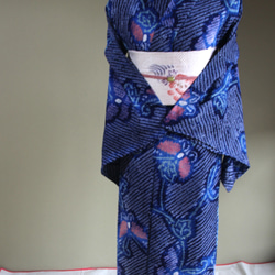 ◇現代 有松鳴海絞　浴衣◇【紺水色桃他】薄羽の蝶が幻想的に舞う　トールサイズ裄68ｃｍ木綿浴衣　 17枚目の画像