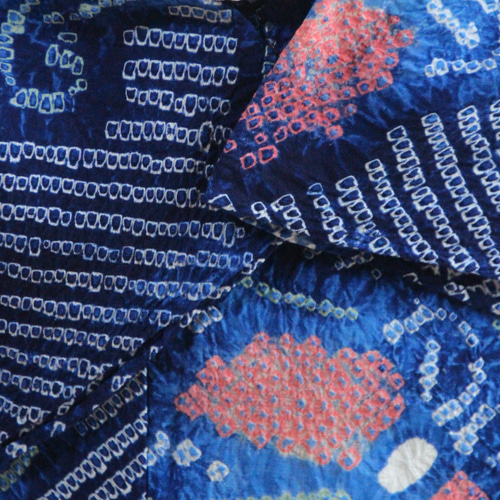 美品　本染　有松絞り　浴衣 着物　夏物　166㎝　トール　紺　単色　蝶 ◇現代 有松鳴海絞 浴衣◇【紺水色桃他】薄羽の蝶が幻想的に舞う