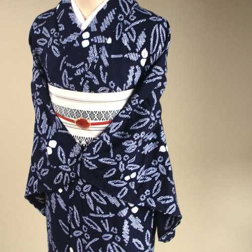 ほぼ美品　高級浴衣　有松鳴海絞り　紺藍　藍染　手縫い　身丈157 裄67 夏物 本場有松鳴海絞り 浴衣 リサイクル 有松 ゆかた 絞り 木綿