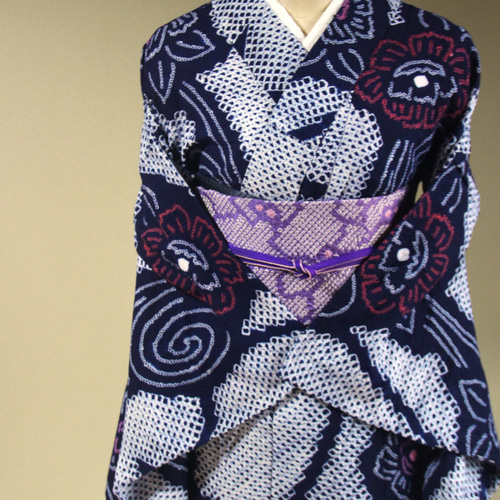 ◇現代 有松鳴海絞 浴衣◇【濃紺紅】美しさの象徴 芍薬に水流模様が