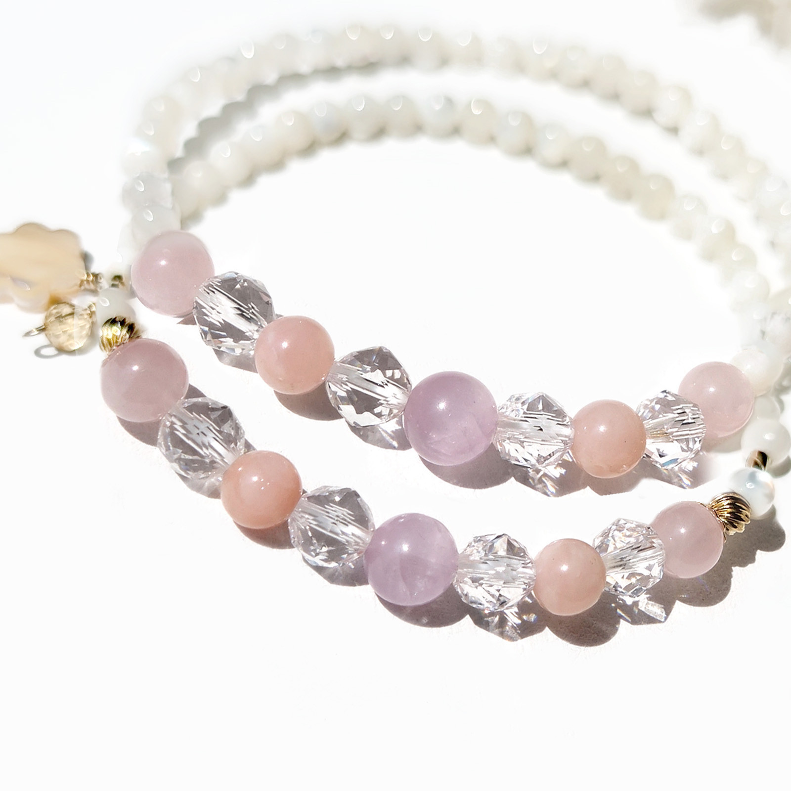 Bouquet／あまい桃色　ミルキークンツァイト×ピンクオパール×ホワイトシェル　ブーケブレスレット