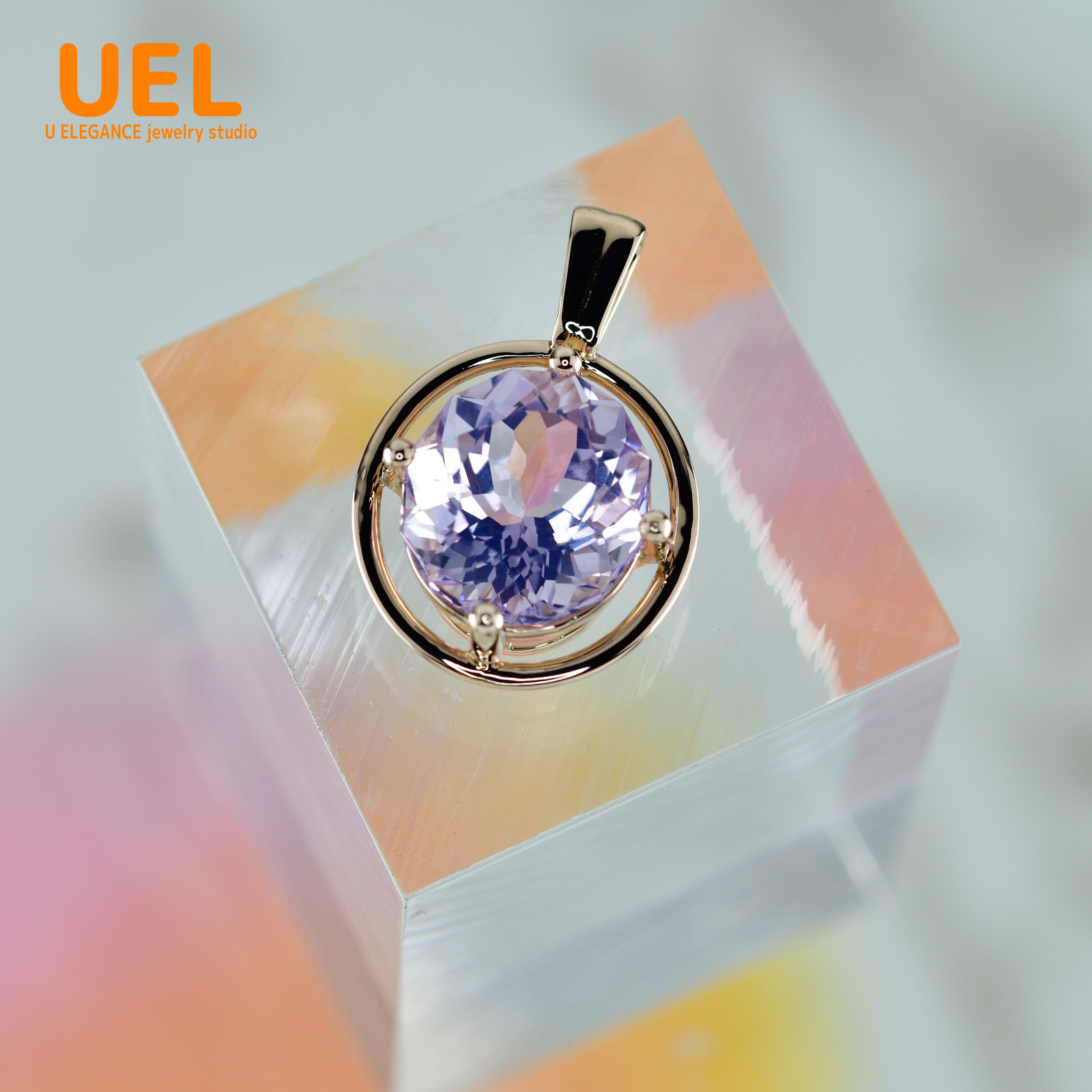 スコロライト　6.65ct　K10YG　ペンダントトップ　ライトラベンダーバイオレット　透明石