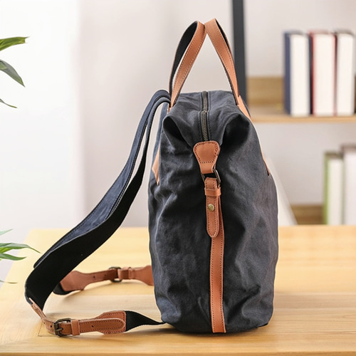 帆布×本革 リュック 15.6インチノートパソコンが入る 撥水 バック