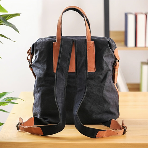 帆布×本革 リュック 15.6インチノートパソコンが入る 撥水 バック