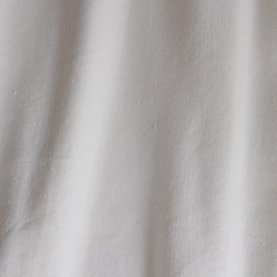 「１枚でおしゃれが決まる」アシンメトリータックフレアースカート　シルクリネン（オフホワイト） 14枚目の画像
