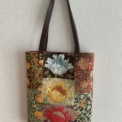 ウイリアムモリス花の肩掛けトートバッグ(A4サイズ対応) 2枚目の画像