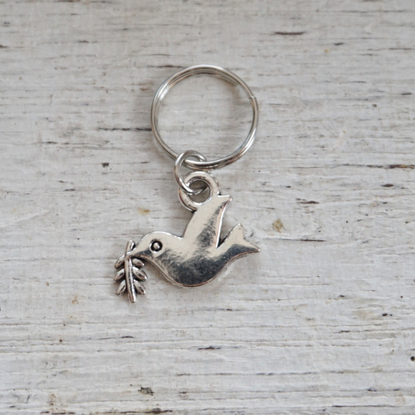 チャーム 犬 鳩 ハト 鳥 二重カン 首輪 ワンポイント シルバー 小さめ