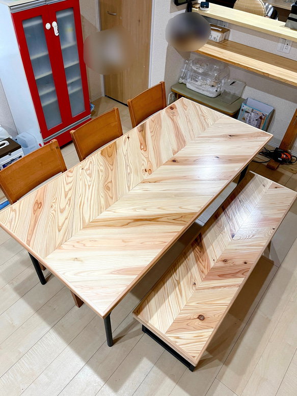 【6人用】ヘリンボーン 無垢ダイニングテーブル【テーブルのみ】 ダイニングテーブル Bcraft 通販｜Creema