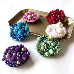 まるいビーズ刺繍ブローチ ブローチ 銀や 通販 16286042｜Creema