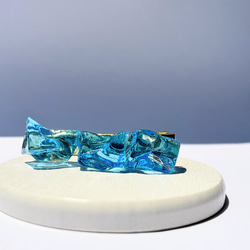 ブルーの氷のヘアクリップ / レジン / 水 / 海 4枚目の画像