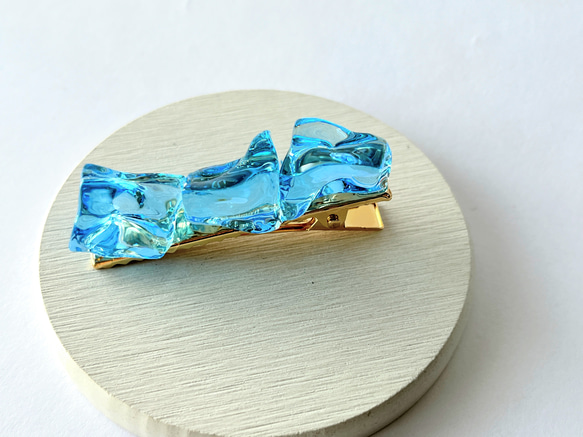 ブルーの氷のヘアクリップ / レジン / 水 / 海 12枚目の画像