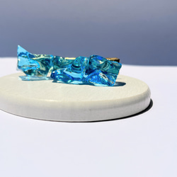 ブルーの氷のヘアクリップ / レジン / 水 / 海 8枚目の画像