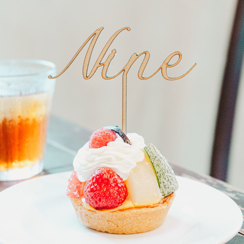 Nine 9才 9歳 誕生日 バースデー ケーキトッパー □木製 Nine 9才 9歳 誕生日 バースデー ケーキトッパー □木製