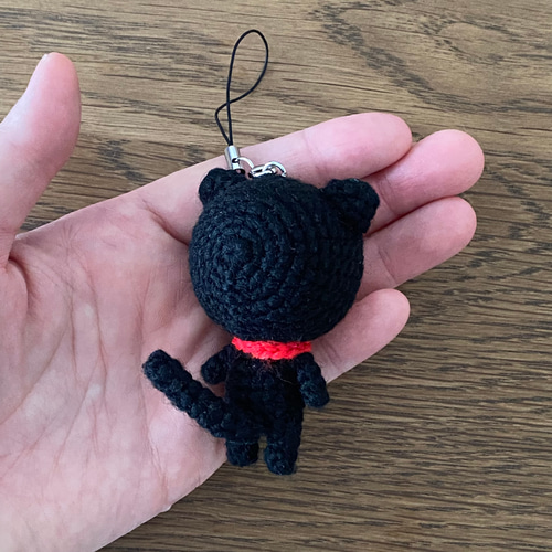 E*n様 迷子の子ねこちゃんの編みぐるみ◎ あみぐるみの猫Noah君*王子様』 | LeaLea beads