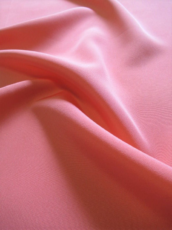 鮭魚粉、純色、純絲、錦緞縐紗、丹後縐紗、八掛布料42號[65cm x 35cm]和服拆線日本布 第2張的照片