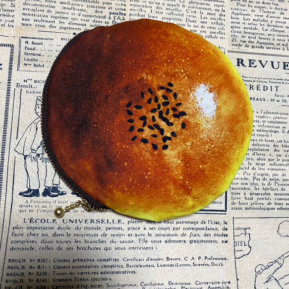 本物みたいなあんぱんポーチ 1枚目の画像