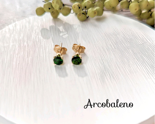 14KGF◇宝石質クロムダイオプサイトの4mmスタッドピアス ピアス