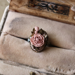 Pompadour　ポンパドゥール　　　ロココピンクのバラの指輪 5枚目の画像