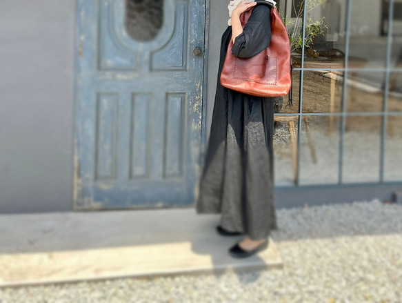 one shoulder bag　濃いブラウン✗黒　オイルシュリンクレザー 15枚目の画像