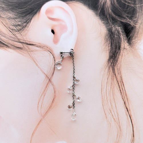 2way 豪華 大粒ダイヤモンドクォーツが揺れる ロングピアス  