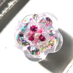 キラキラお花のスマホグリップドライフラワー入り大人可愛いシェイカースマホグリップ♡レジン 11枚目の画像