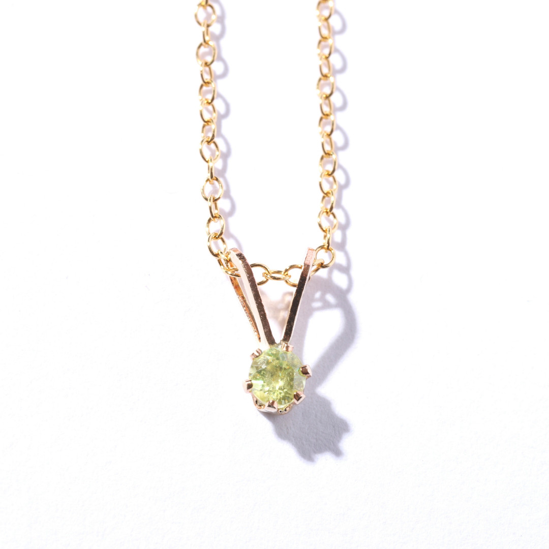【再販】希少◇スフェーンネックレス◇3mm ◇7月誕生石【14kgf/ステンレス】金属アレルギー対応◇天然石◇MAY.K