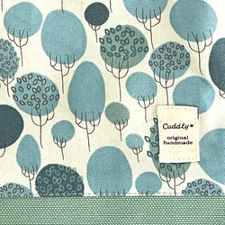 優しい森へ　巾着タイプ上履き入れ　(22×30)アイスブルー　エメラルドグリーン帆布切替　在庫1 2枚目の画像